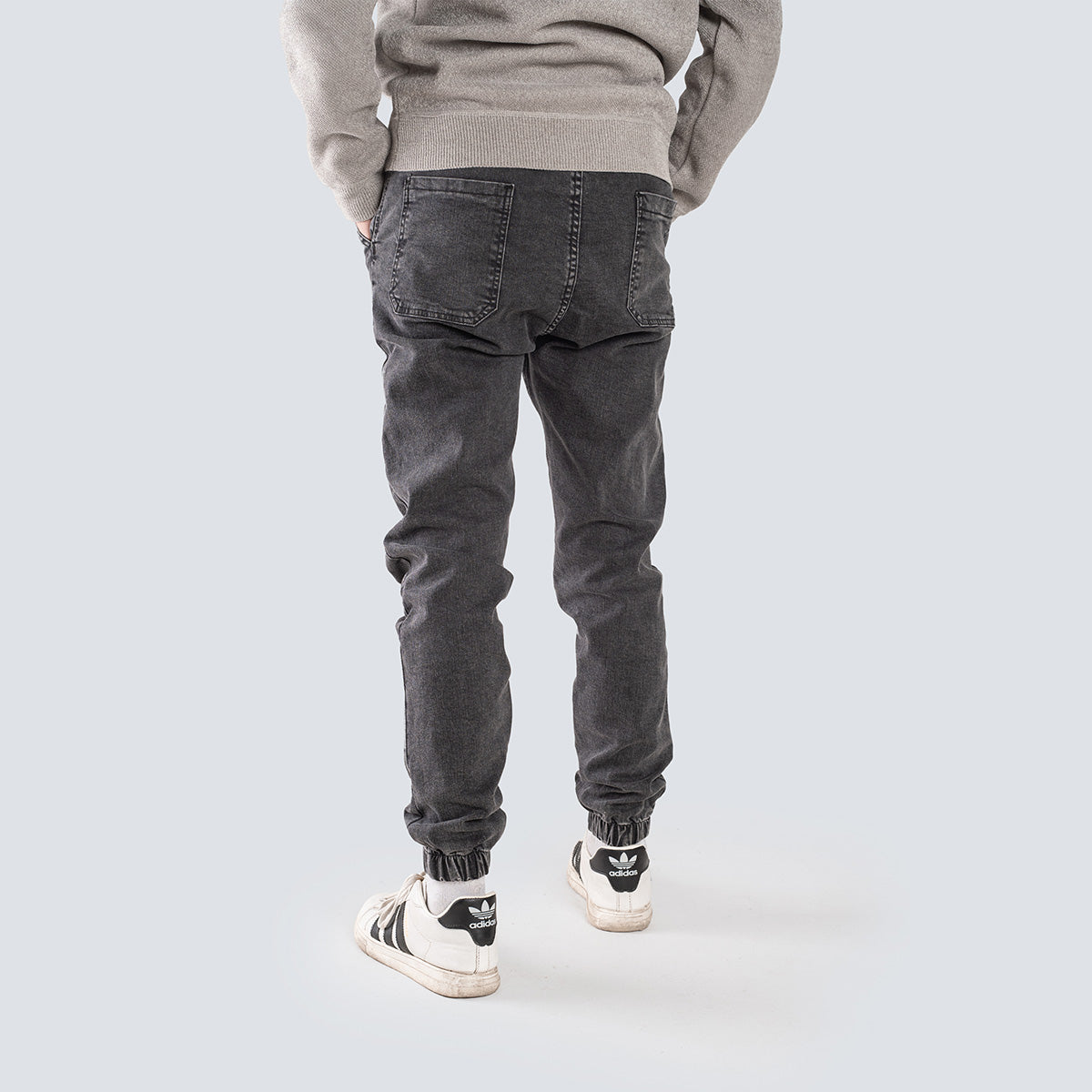 جينز جوجر. رمادي Secondary image