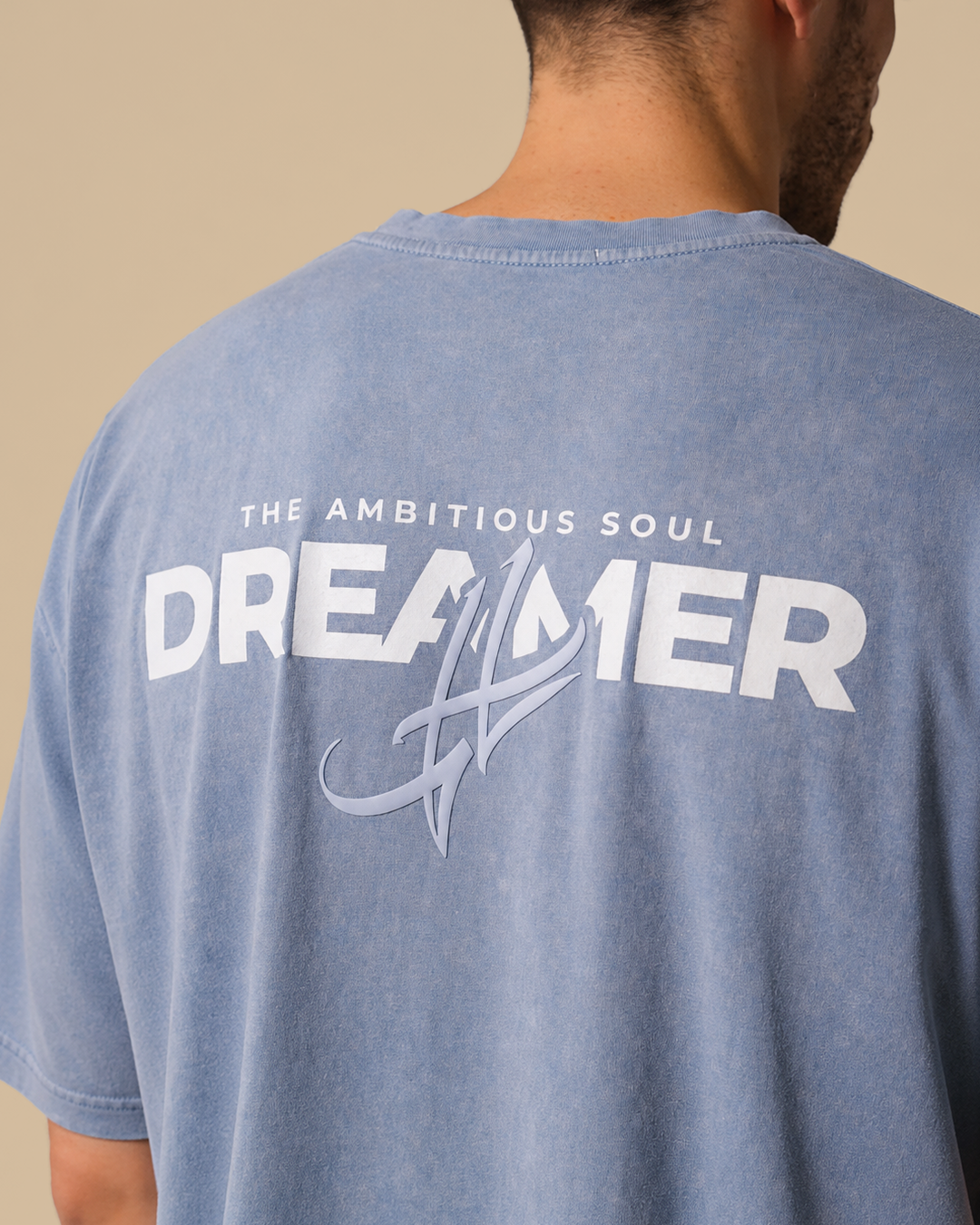 Graffiti Washed-Look Tee (حالم)