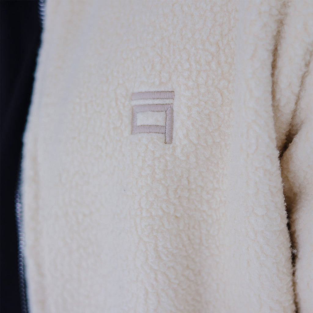 تيدي جاكيت. بيج