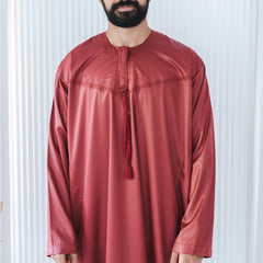 Stabraq Thawb. Maroon