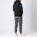 فيك أنطوى هودي