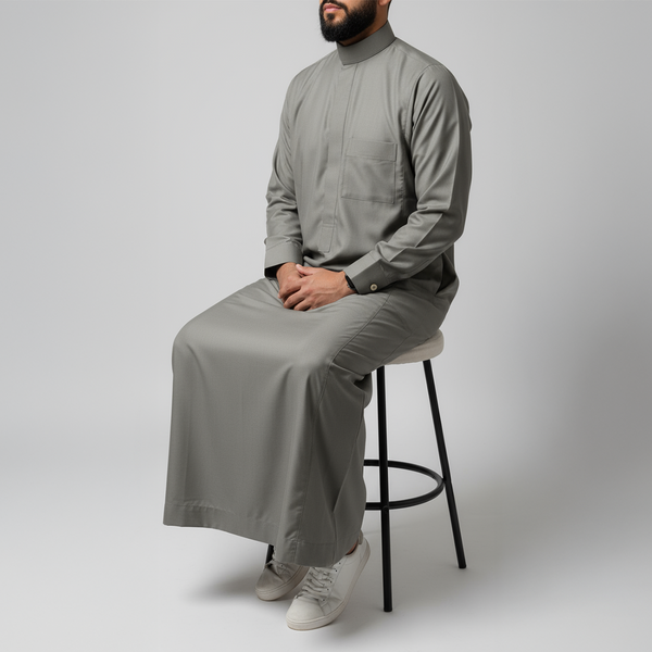 ثوب كلاسيكي . أخضر زيتي