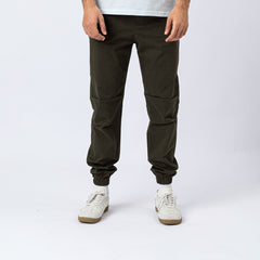 Iconic Jogger. Olive